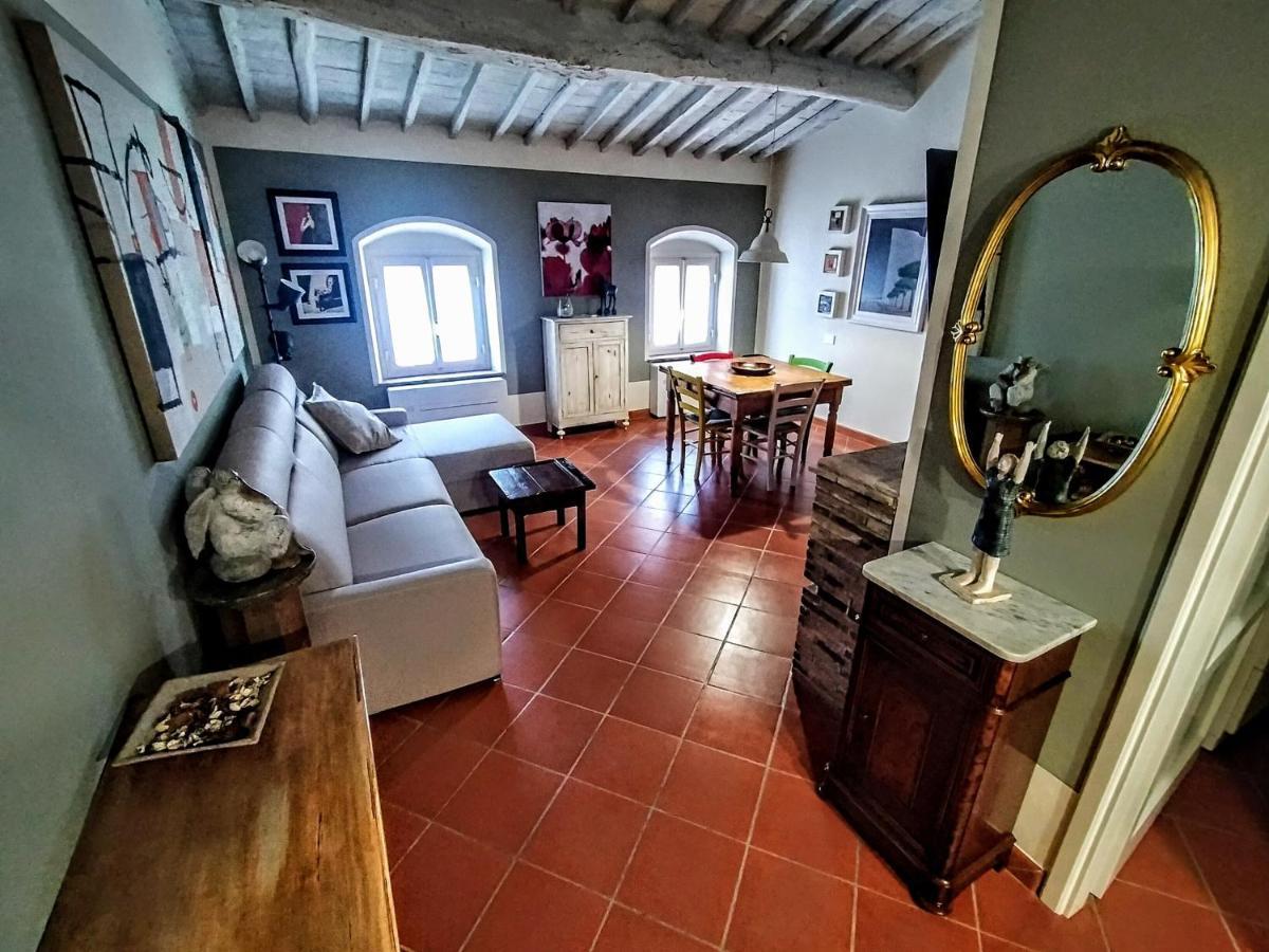 Castelfalfi Art Apartment ภายนอก รูปภาพ
