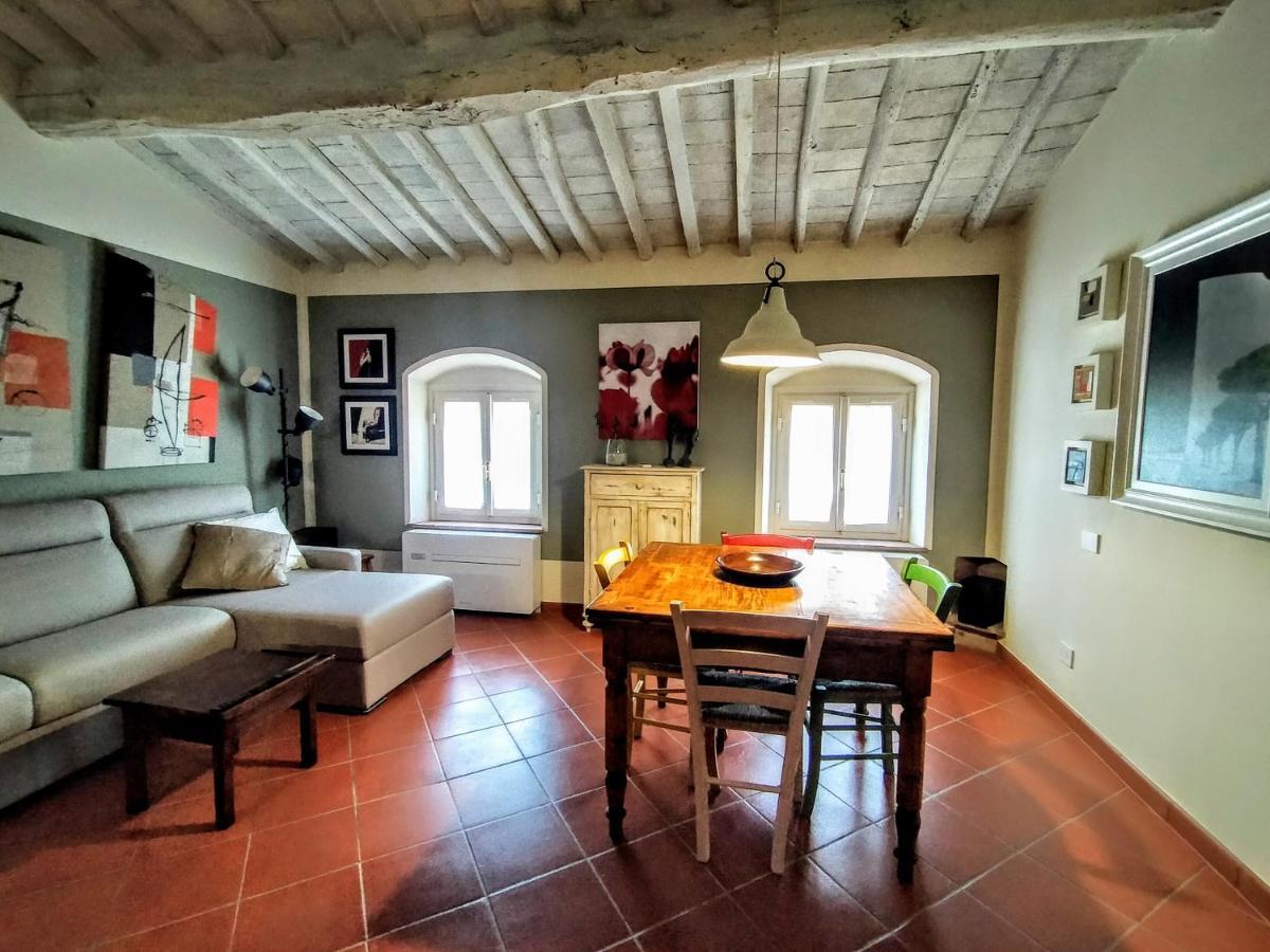Castelfalfi Art Apartment ภายนอก รูปภาพ